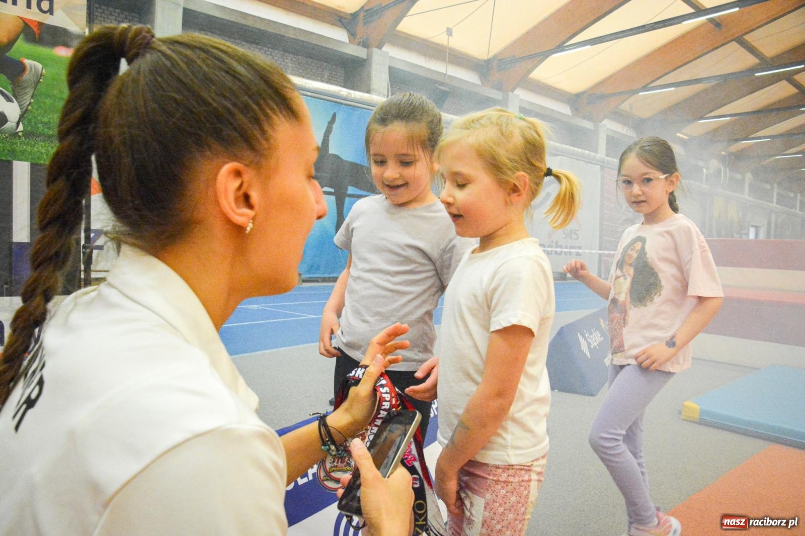 Zdjęcie w galerii na portalu naszraciborz.pl: Raciborski Test Sprawności 2026 przyciągnął dwustu najmłodszych miłośników ruchu wiadomości z regionu