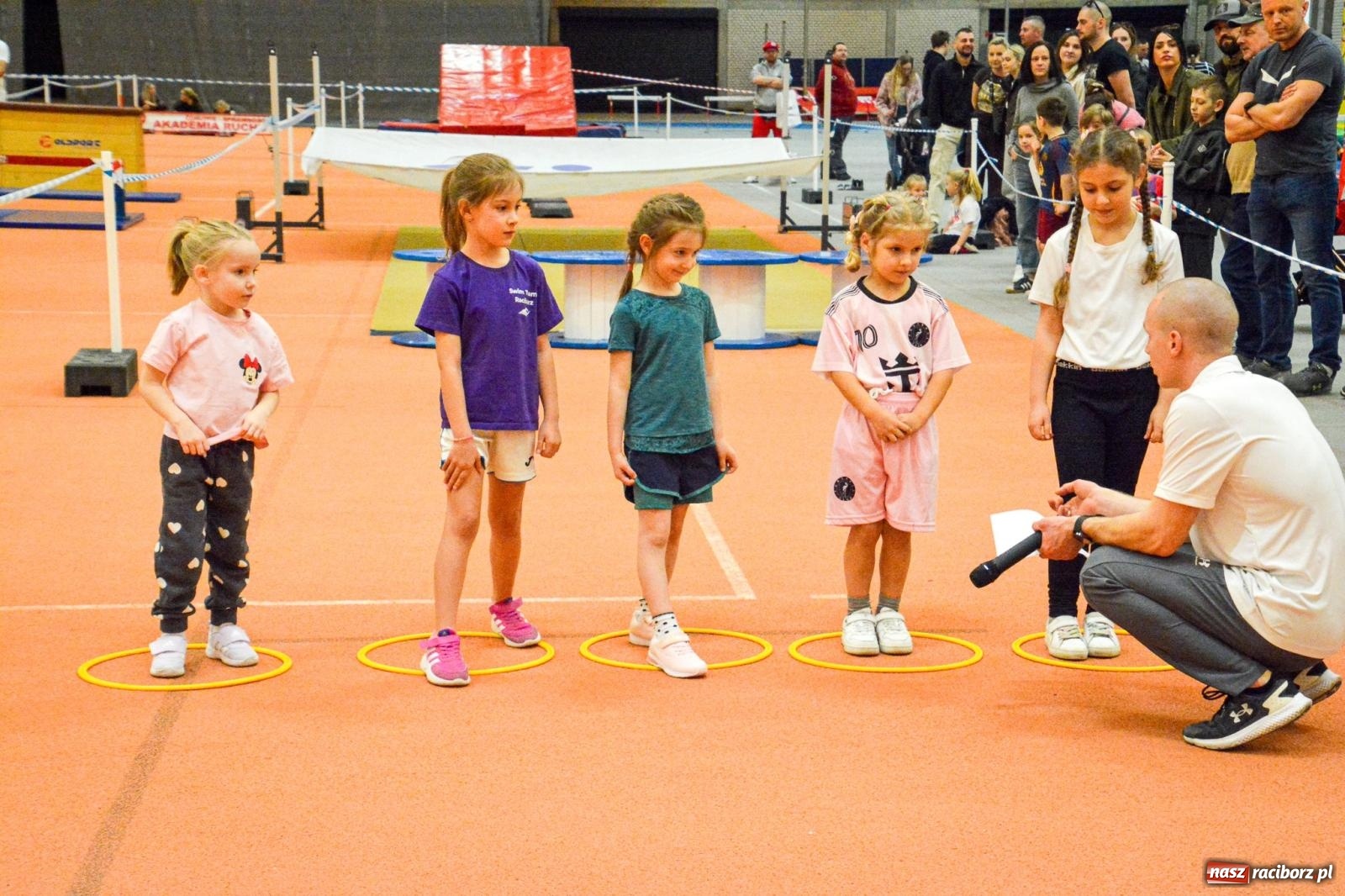 Zdjęcie w galerii na portalu naszraciborz.pl: Raciborski Test Sprawności 2026 przyciągnął dwustu najmłodszych miłośników ruchu wiadomości z regionu