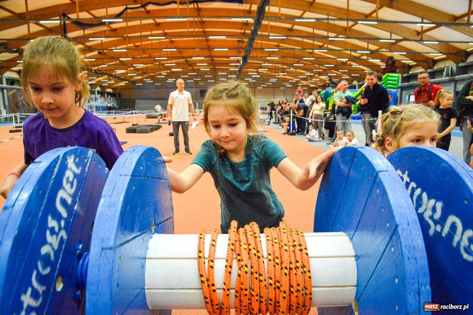 Zdjęcie w galerii na portalu naszraciborz.pl: Raciborski Test Sprawności 2026 przyciągnął dwustu najmłodszych miłośników ruchu wiadomości z regionu