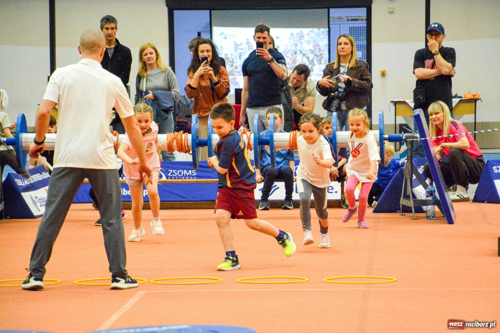 Zdjęcie w galerii na portalu naszraciborz.pl: Raciborski Test Sprawności 2026 przyciągnął dwustu najmłodszych miłośników ruchu wiadomości z regionu