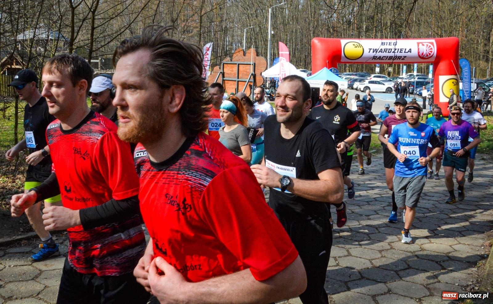 Zdjęcie w galerii na portalu naszraciborz.pl: Mateusz Wolnik zwycięzcą XIV Biegu Twardziela w Raciborzu wiadomości z regionu