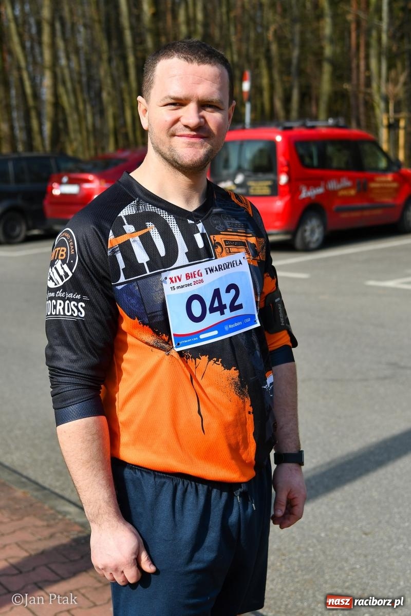 Zdjęcie w galerii na portalu naszraciborz.pl: Mateusz Wolnik zwycięzcą XIV Biegu Twardziela w Raciborzu wiadomości z regionu