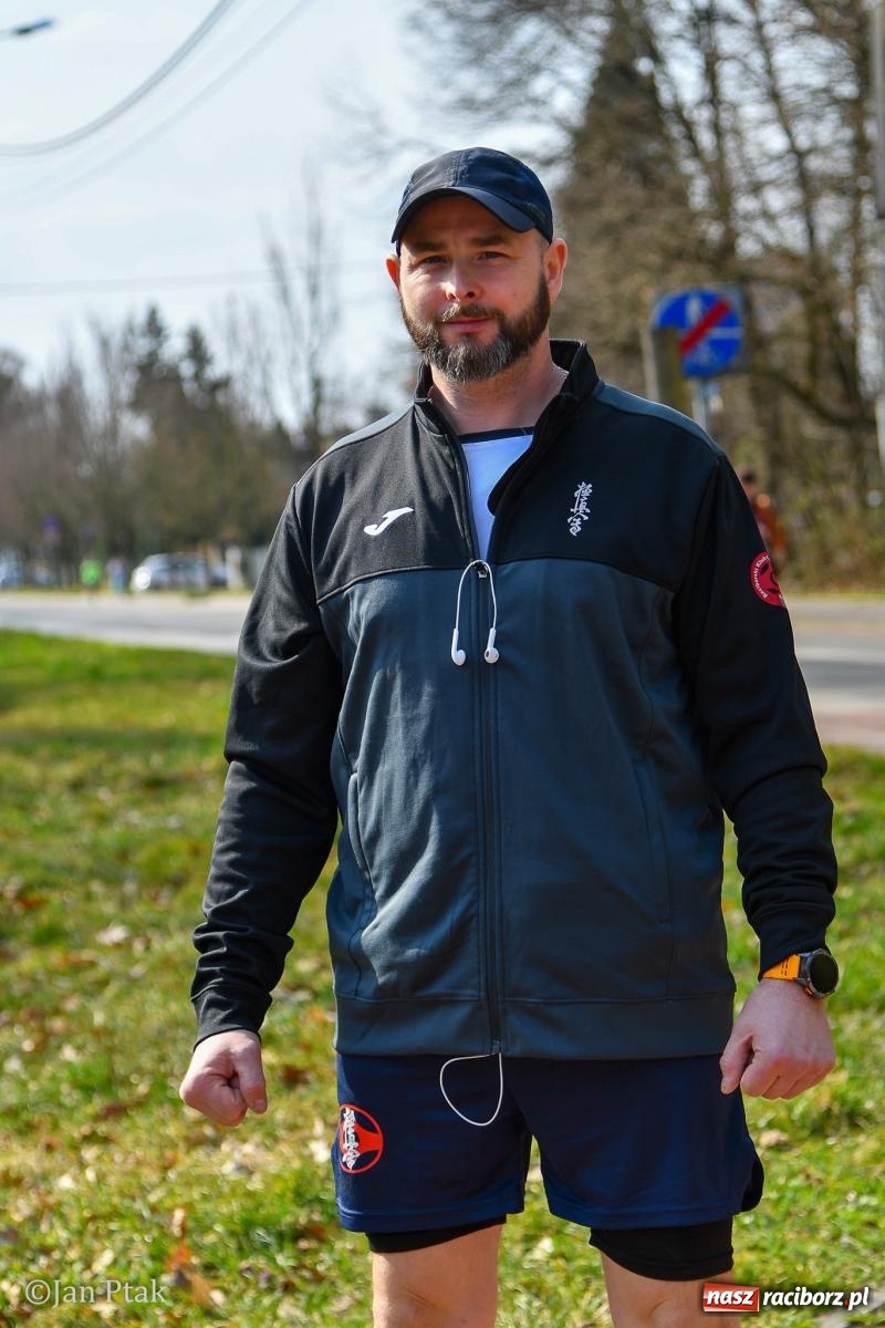 Zdjęcie w galerii na portalu naszraciborz.pl: Mateusz Wolnik zwycięzcą XIV Biegu Twardziela w Raciborzu wiadomości z regionu