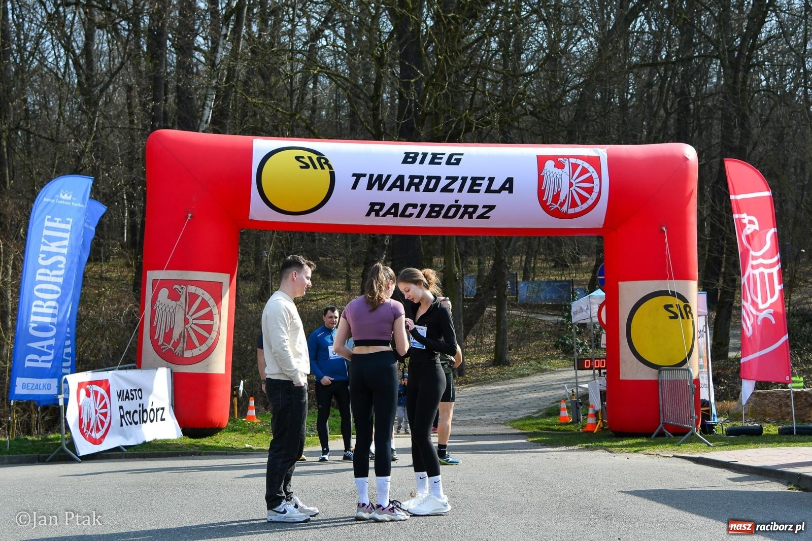 Zdjęcie w galerii na portalu naszraciborz.pl: Mateusz Wolnik zwycięzcą XIV Biegu Twardziela w Raciborzu wiadomości z regionu