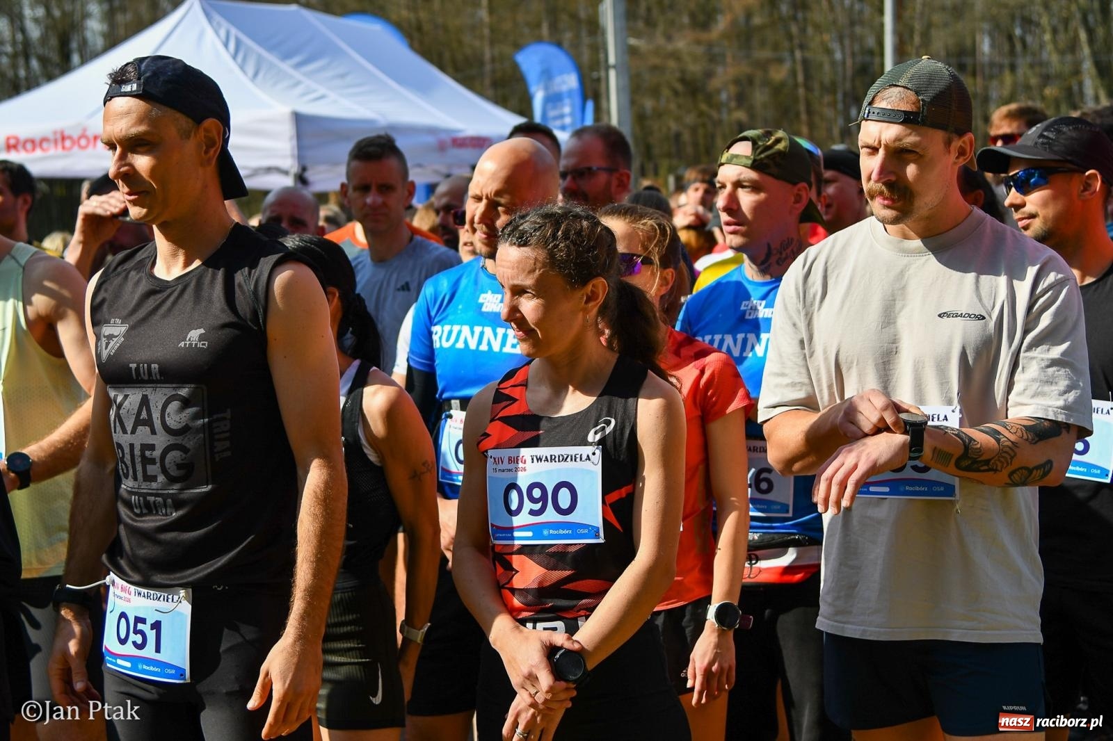 Zdjęcie w galerii na portalu naszraciborz.pl: Mateusz Wolnik zwycięzcą XIV Biegu Twardziela w Raciborzu wiadomości z regionu