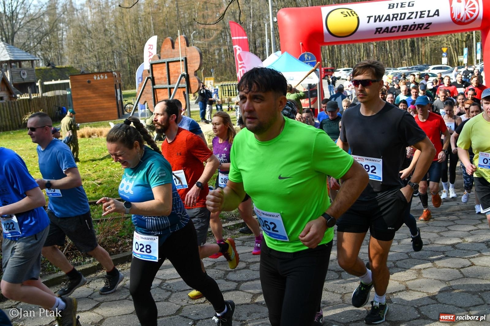 Zdjęcie w galerii na portalu naszraciborz.pl: Mateusz Wolnik zwycięzcą XIV Biegu Twardziela w Raciborzu wiadomości z regionu