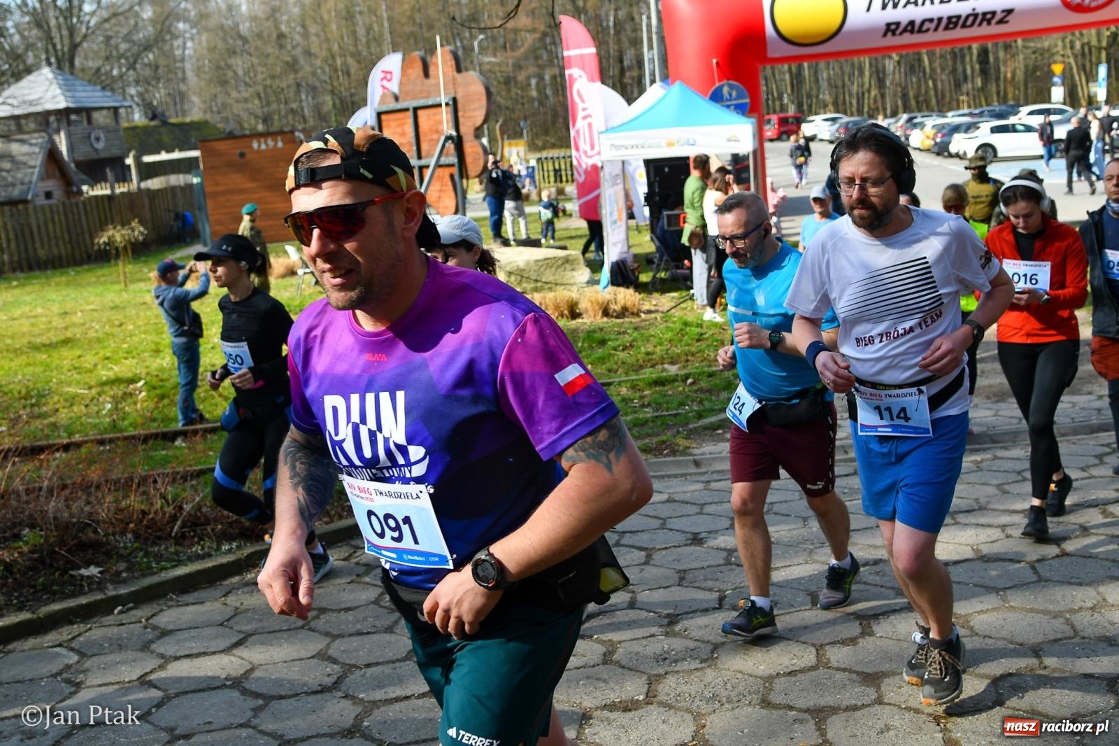 Zdjęcie w galerii na portalu naszraciborz.pl: Mateusz Wolnik zwycięzcą XIV Biegu Twardziela w Raciborzu wiadomości z regionu
