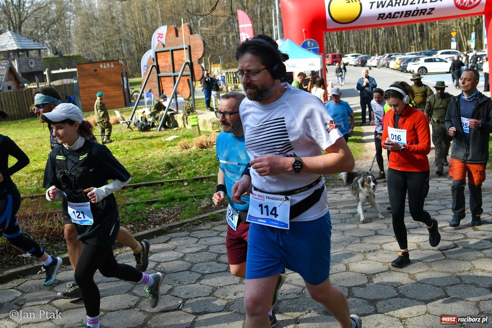 Zdjęcie w galerii na portalu naszraciborz.pl: Mateusz Wolnik zwycięzcą XIV Biegu Twardziela w Raciborzu wiadomości z regionu