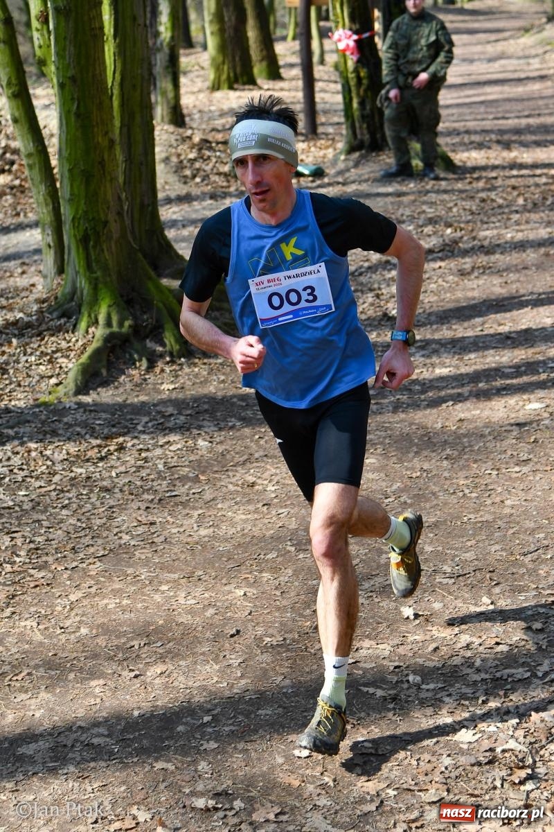 Zdjęcie w galerii na portalu naszraciborz.pl: Mateusz Wolnik zwycięzcą XIV Biegu Twardziela w Raciborzu wiadomości z regionu