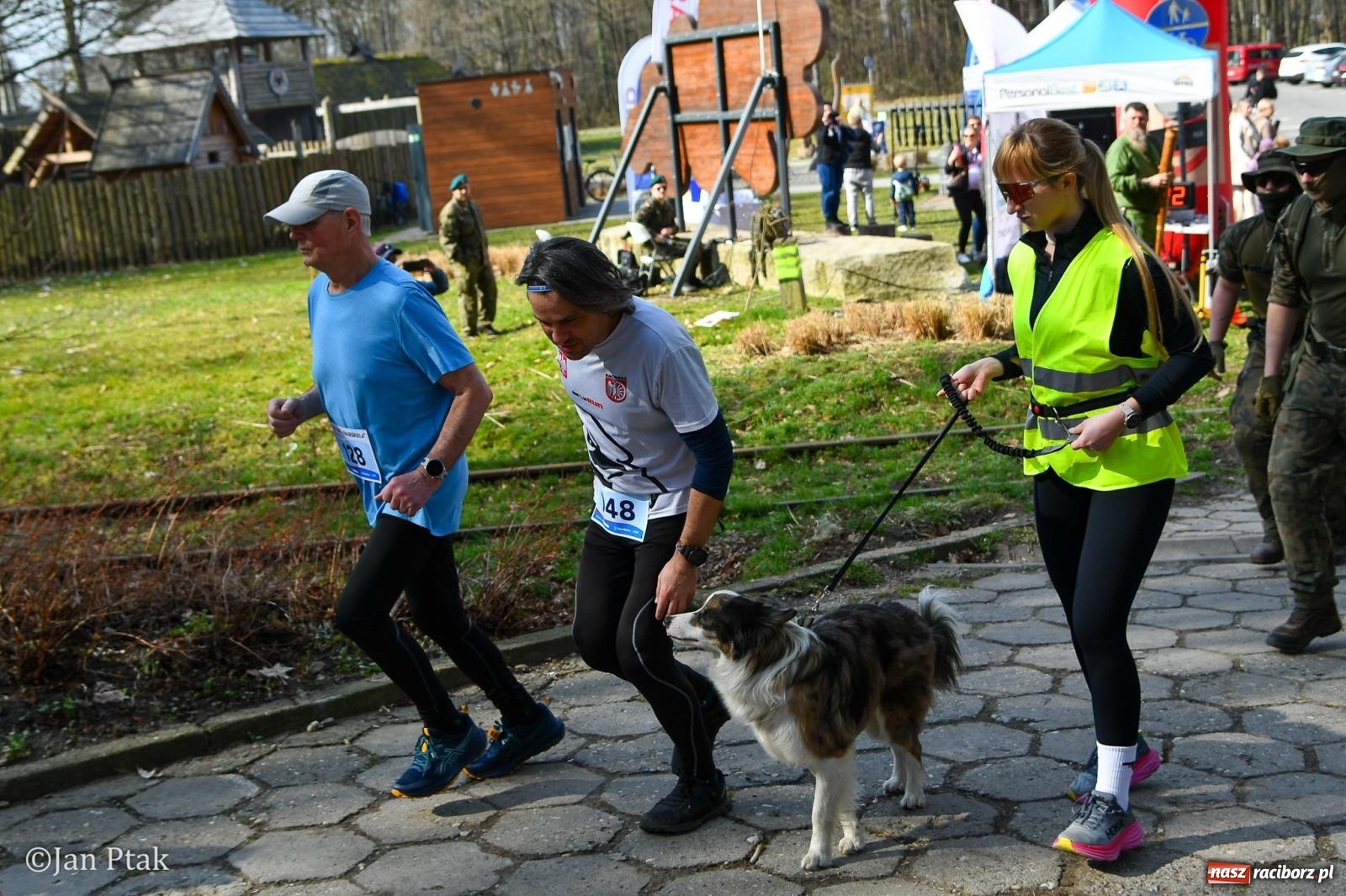 Zdjęcie w galerii na portalu naszraciborz.pl: Mateusz Wolnik zwycięzcą XIV Biegu Twardziela w Raciborzu wiadomości z regionu