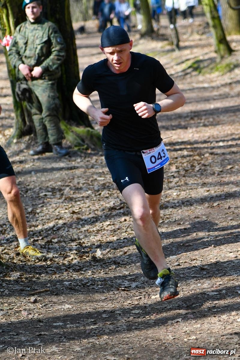 Zdjęcie w galerii na portalu naszraciborz.pl: Mateusz Wolnik zwycięzcą XIV Biegu Twardziela w Raciborzu wiadomości z regionu