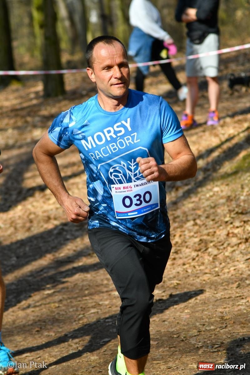 Zdjęcie w galerii na portalu naszraciborz.pl: Mateusz Wolnik zwycięzcą XIV Biegu Twardziela w Raciborzu wiadomości z regionu