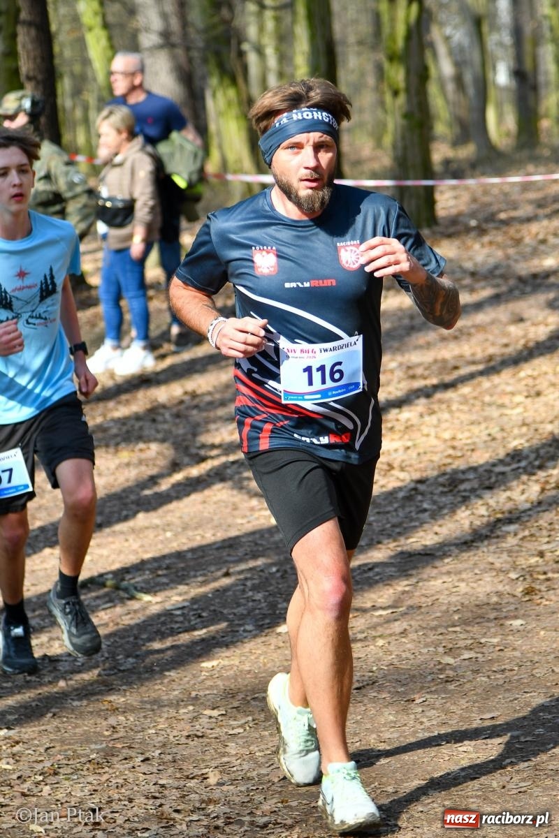 Zdjęcie w galerii na portalu naszraciborz.pl: Mateusz Wolnik zwycięzcą XIV Biegu Twardziela w Raciborzu wiadomości z regionu