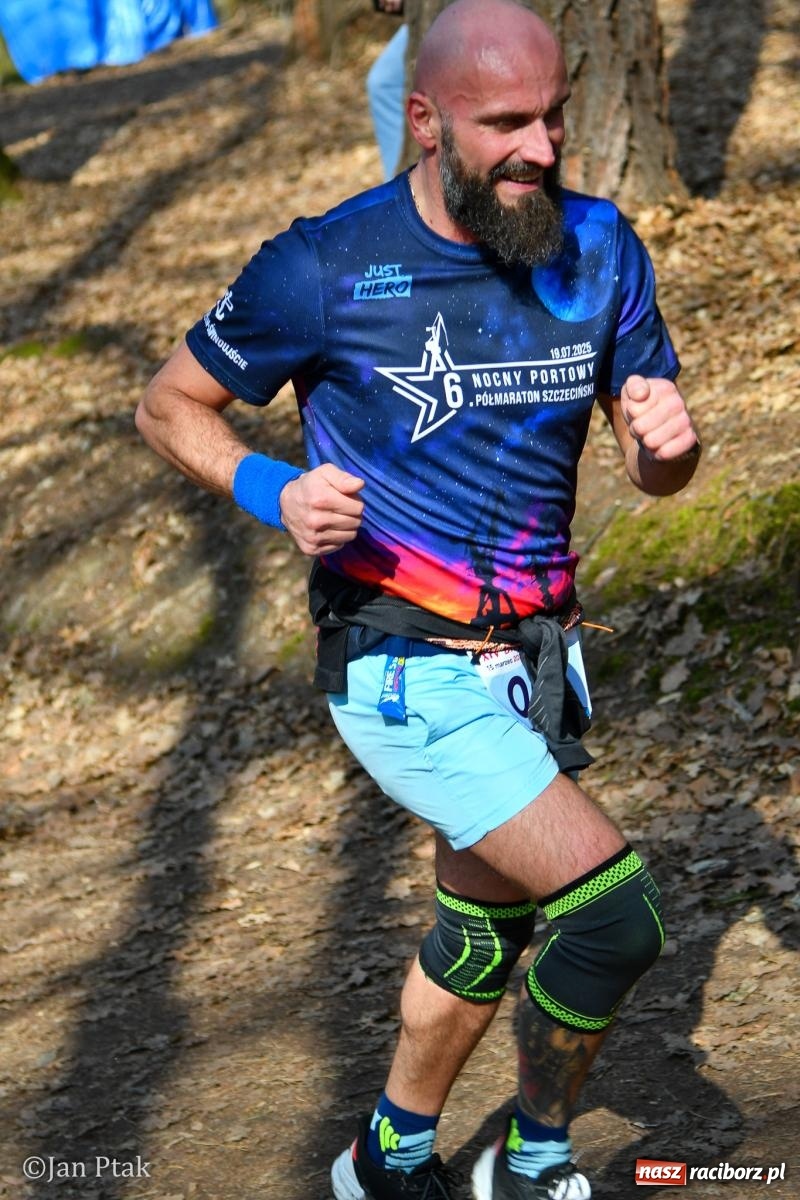 Zdjęcie w galerii na portalu naszraciborz.pl: Mateusz Wolnik zwycięzcą XIV Biegu Twardziela w Raciborzu wiadomości z regionu