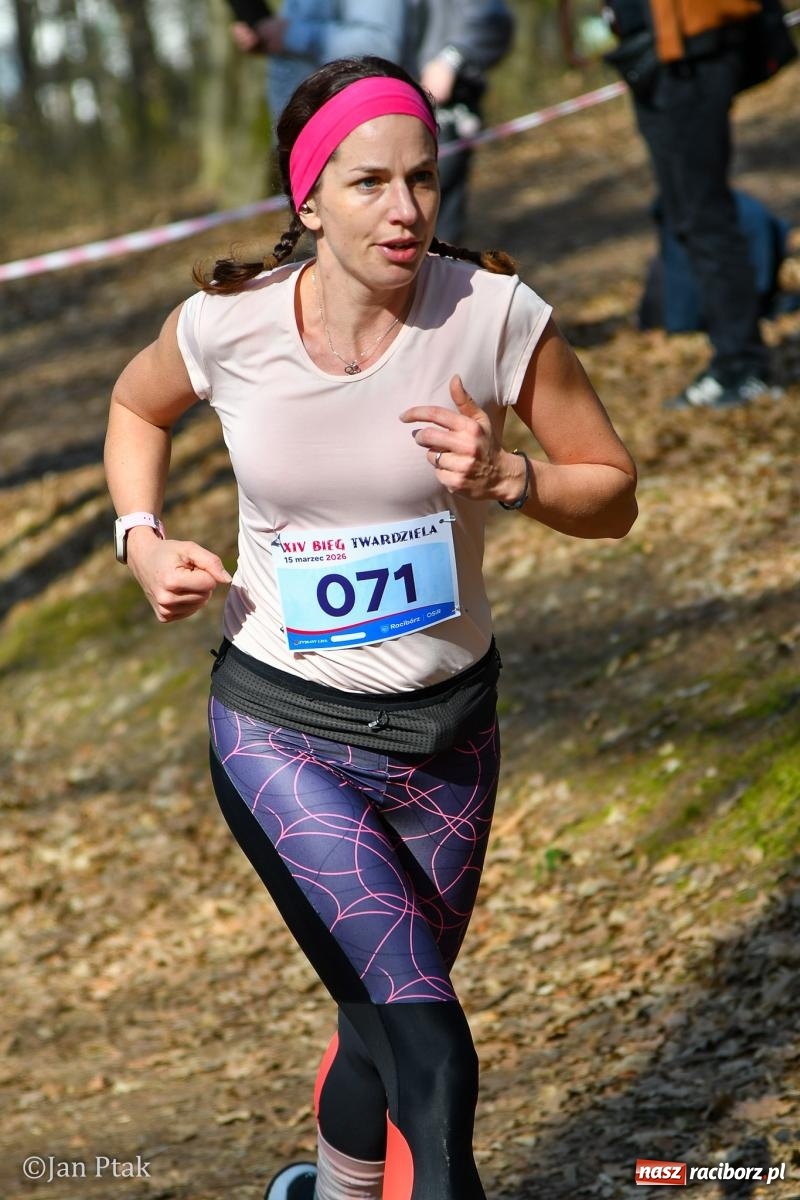 Zdjęcie w galerii na portalu naszraciborz.pl: Mateusz Wolnik zwycięzcą XIV Biegu Twardziela w Raciborzu wiadomości z regionu