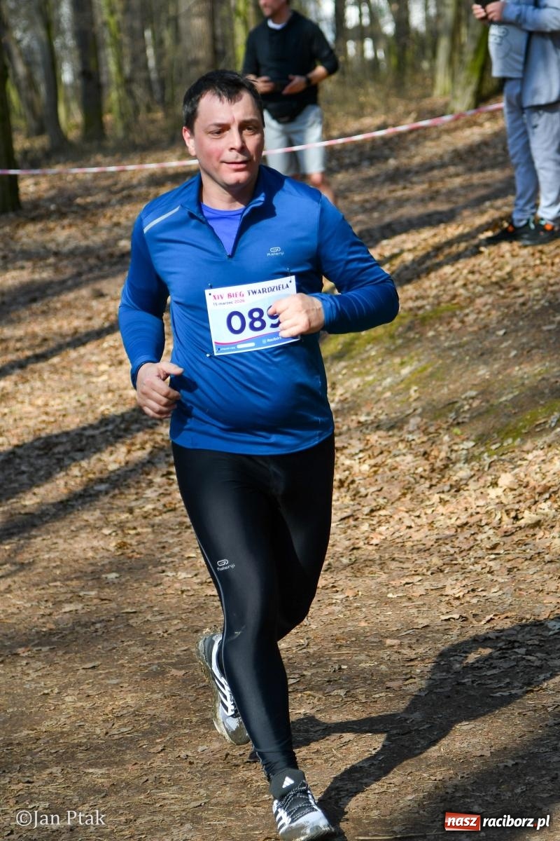 Zdjęcie w galerii na portalu naszraciborz.pl: Mateusz Wolnik zwycięzcą XIV Biegu Twardziela w Raciborzu wiadomości z regionu