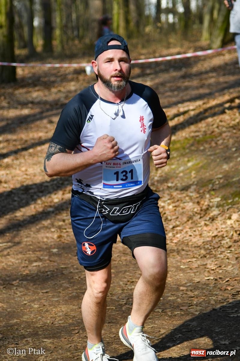 Zdjęcie w galerii na portalu naszraciborz.pl: Mateusz Wolnik zwycięzcą XIV Biegu Twardziela w Raciborzu wiadomości z regionu