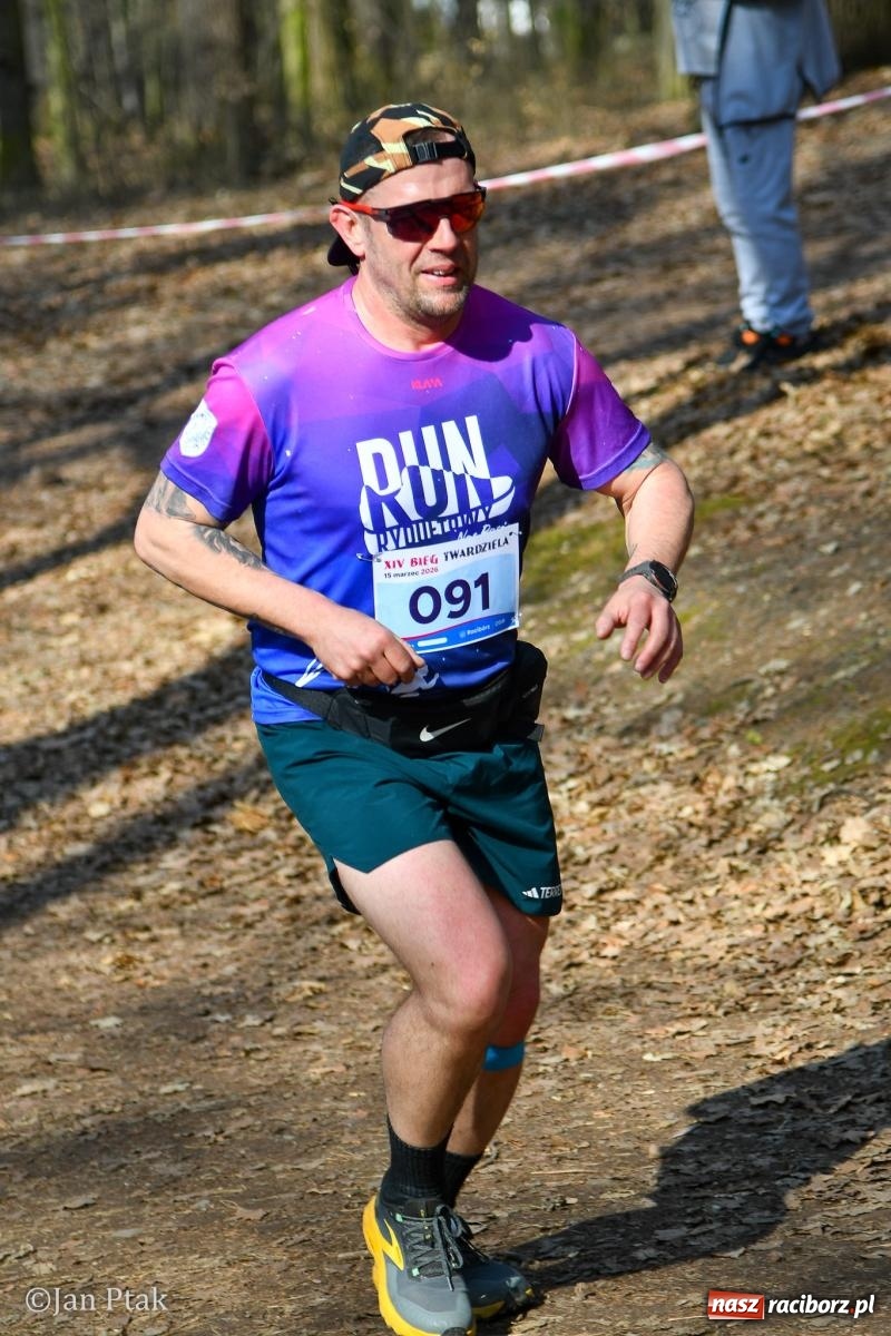 Zdjęcie w galerii na portalu naszraciborz.pl: Mateusz Wolnik zwycięzcą XIV Biegu Twardziela w Raciborzu wiadomości z regionu