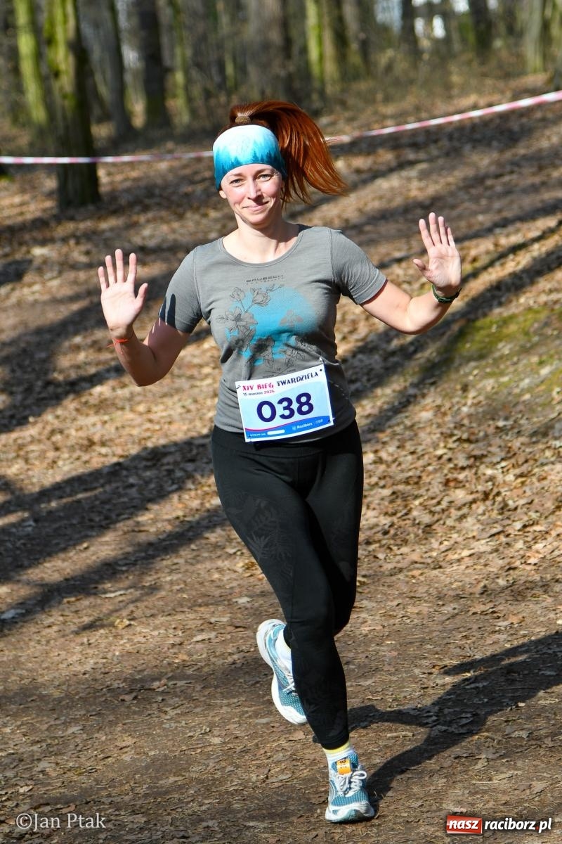 Zdjęcie w galerii na portalu naszraciborz.pl: Mateusz Wolnik zwycięzcą XIV Biegu Twardziela w Raciborzu wiadomości z regionu
