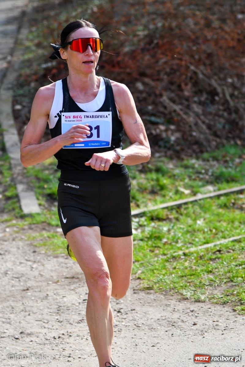 Zdjęcie w galerii na portalu naszraciborz.pl: Mateusz Wolnik zwycięzcą XIV Biegu Twardziela w Raciborzu wiadomości z regionu