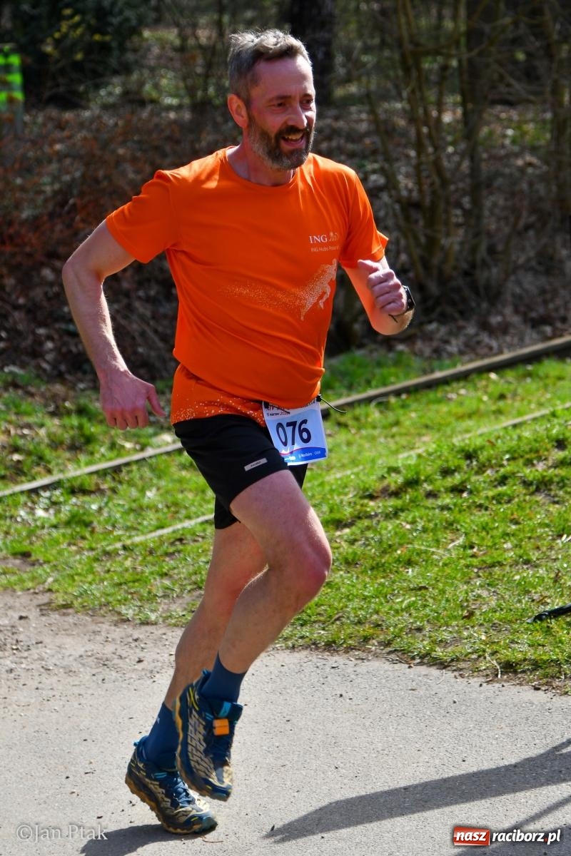 Zdjęcie w galerii na portalu naszraciborz.pl: Mateusz Wolnik zwycięzcą XIV Biegu Twardziela w Raciborzu wiadomości z regionu