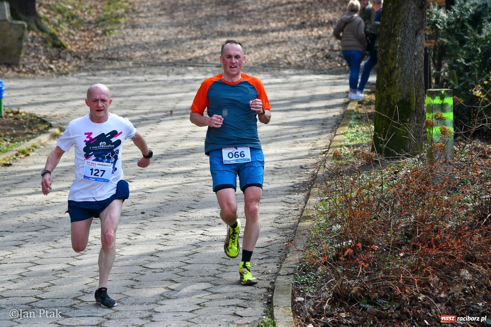 Zdjęcie w galerii na portalu naszraciborz.pl: Mateusz Wolnik zwycięzcą XIV Biegu Twardziela w Raciborzu wiadomości z regionu