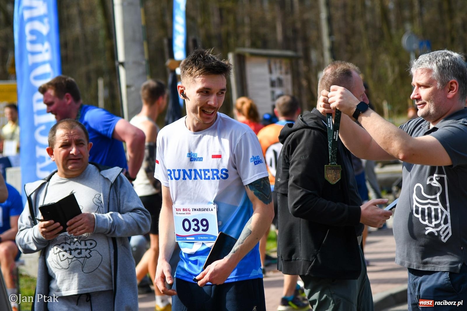 Zdjęcie w galerii na portalu naszraciborz.pl: Mateusz Wolnik zwycięzcą XIV Biegu Twardziela w Raciborzu wiadomości z regionu