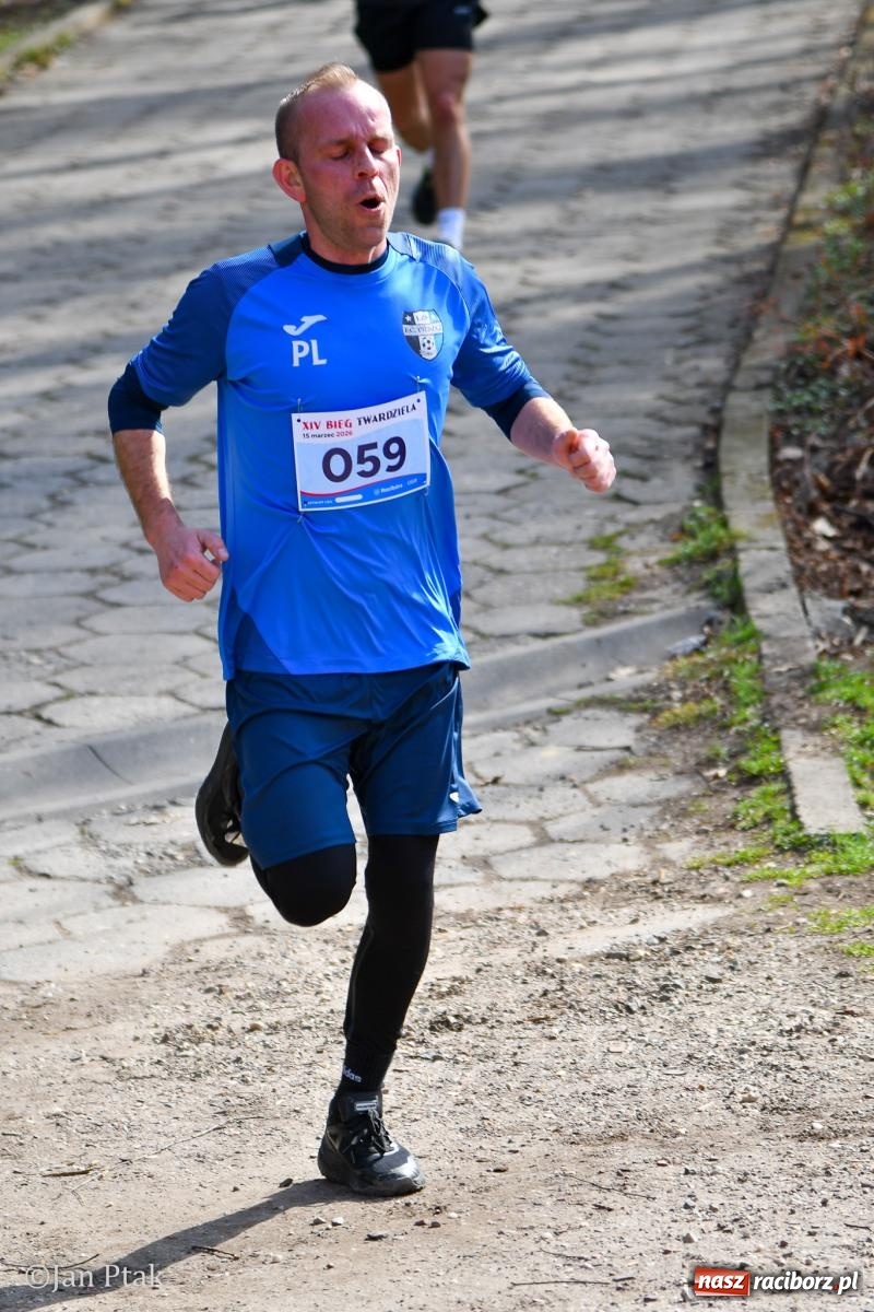 Zdjęcie w galerii na portalu naszraciborz.pl: Mateusz Wolnik zwycięzcą XIV Biegu Twardziela w Raciborzu wiadomości z regionu
