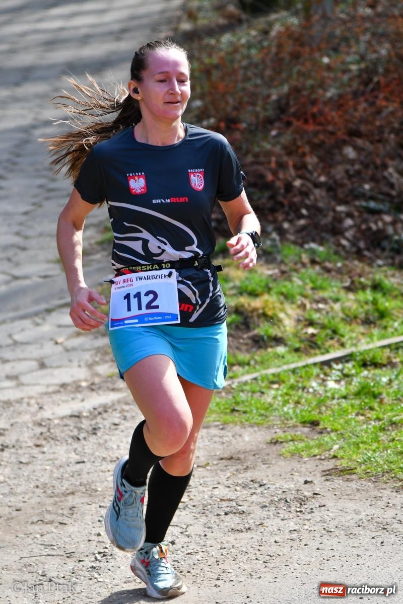 Zdjęcie w galerii na portalu naszraciborz.pl: Mateusz Wolnik zwycięzcą XIV Biegu Twardziela w Raciborzu wiadomości z regionu