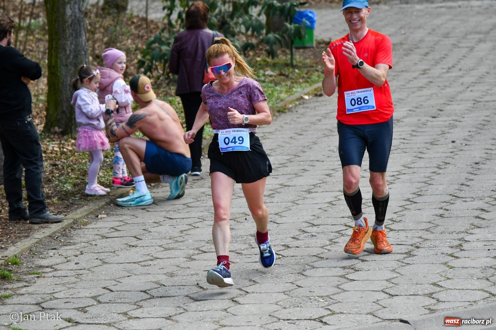 Zdjęcie w galerii na portalu naszraciborz.pl: Mateusz Wolnik zwycięzcą XIV Biegu Twardziela w Raciborzu wiadomości z regionu