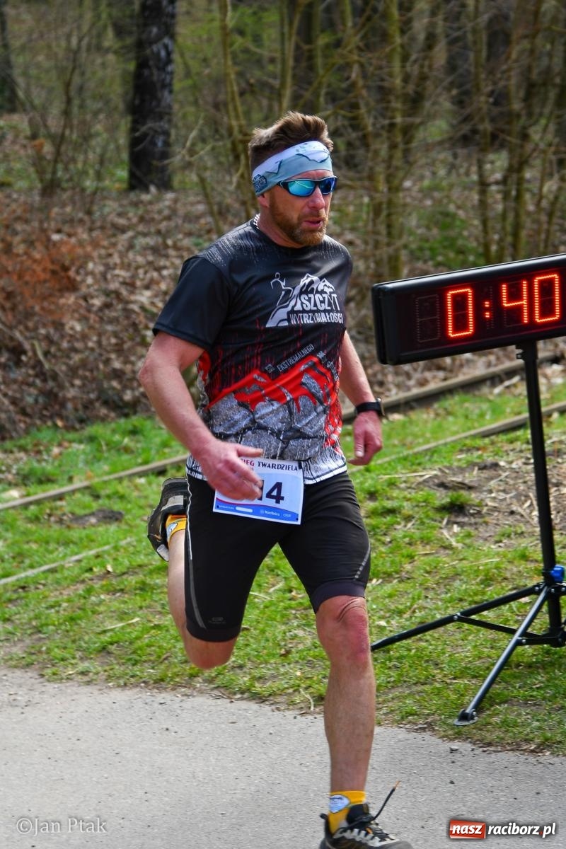Zdjęcie w galerii na portalu naszraciborz.pl: Mateusz Wolnik zwycięzcą XIV Biegu Twardziela w Raciborzu wiadomości z regionu