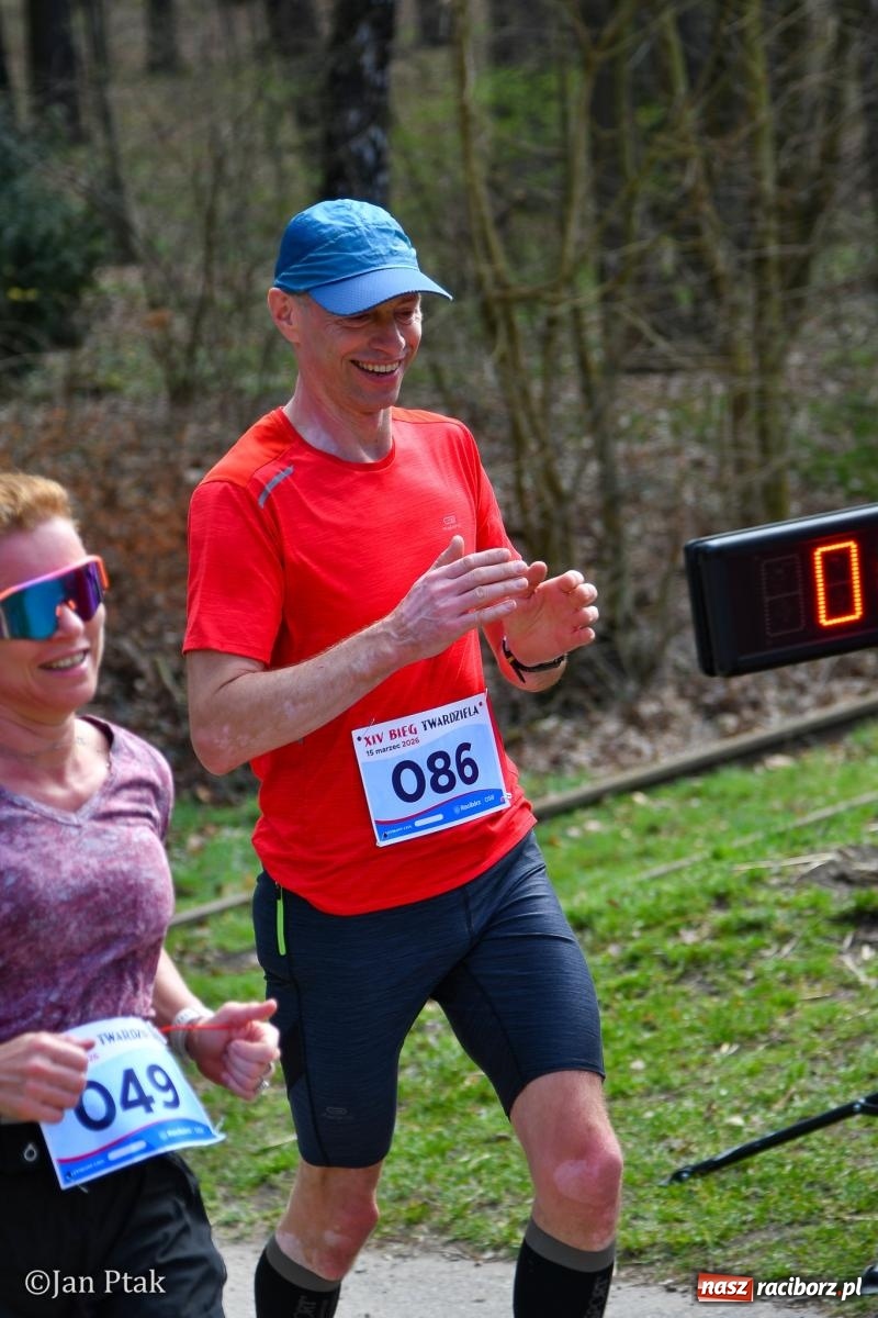 Zdjęcie w galerii na portalu naszraciborz.pl: Mateusz Wolnik zwycięzcą XIV Biegu Twardziela w Raciborzu wiadomości z regionu