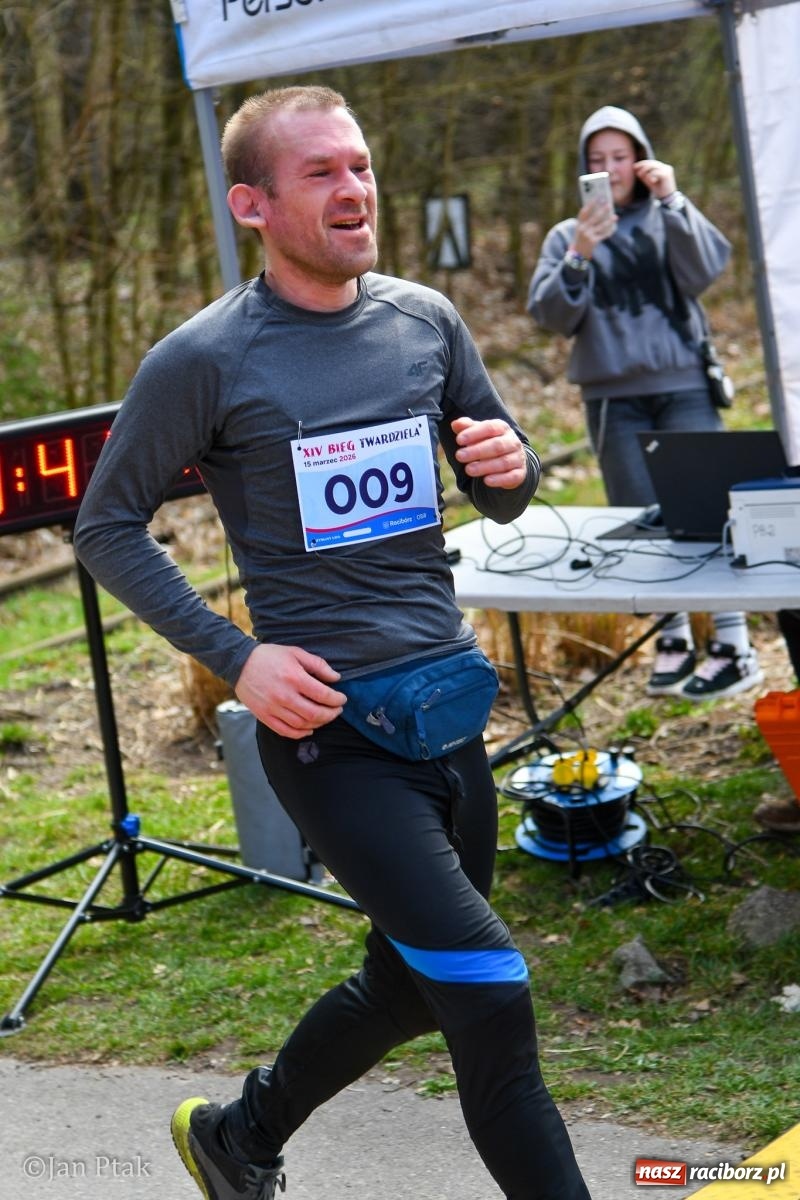Zdjęcie w galerii na portalu naszraciborz.pl: Mateusz Wolnik zwycięzcą XIV Biegu Twardziela w Raciborzu wiadomości z regionu