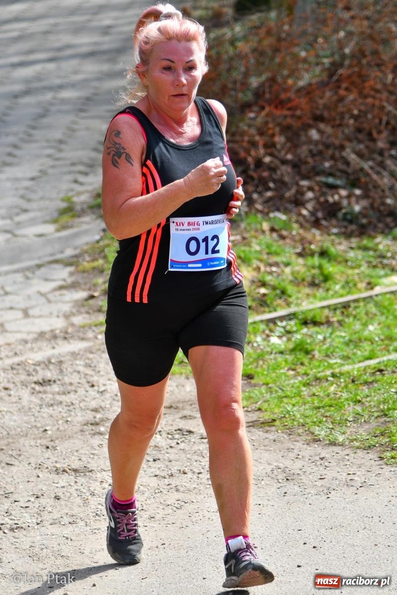 Zdjęcie w galerii na portalu naszraciborz.pl: Mateusz Wolnik zwycięzcą XIV Biegu Twardziela w Raciborzu wiadomości z regionu