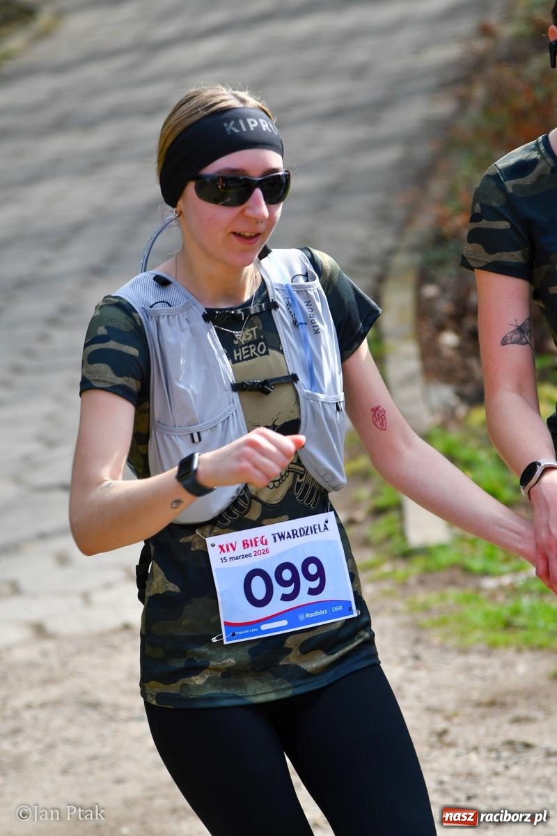 Zdjęcie w galerii na portalu naszraciborz.pl: Mateusz Wolnik zwycięzcą XIV Biegu Twardziela w Raciborzu wiadomości z regionu