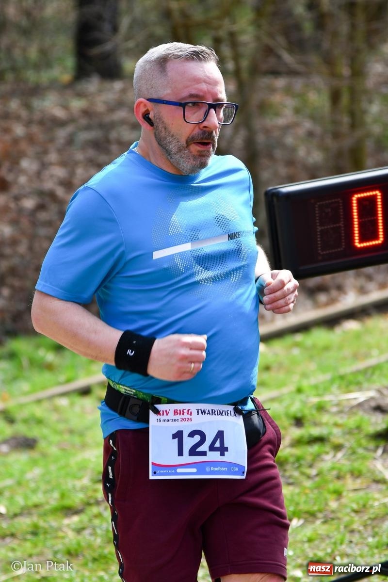 Zdjęcie w galerii na portalu naszraciborz.pl: Mateusz Wolnik zwycięzcą XIV Biegu Twardziela w Raciborzu wiadomości z regionu