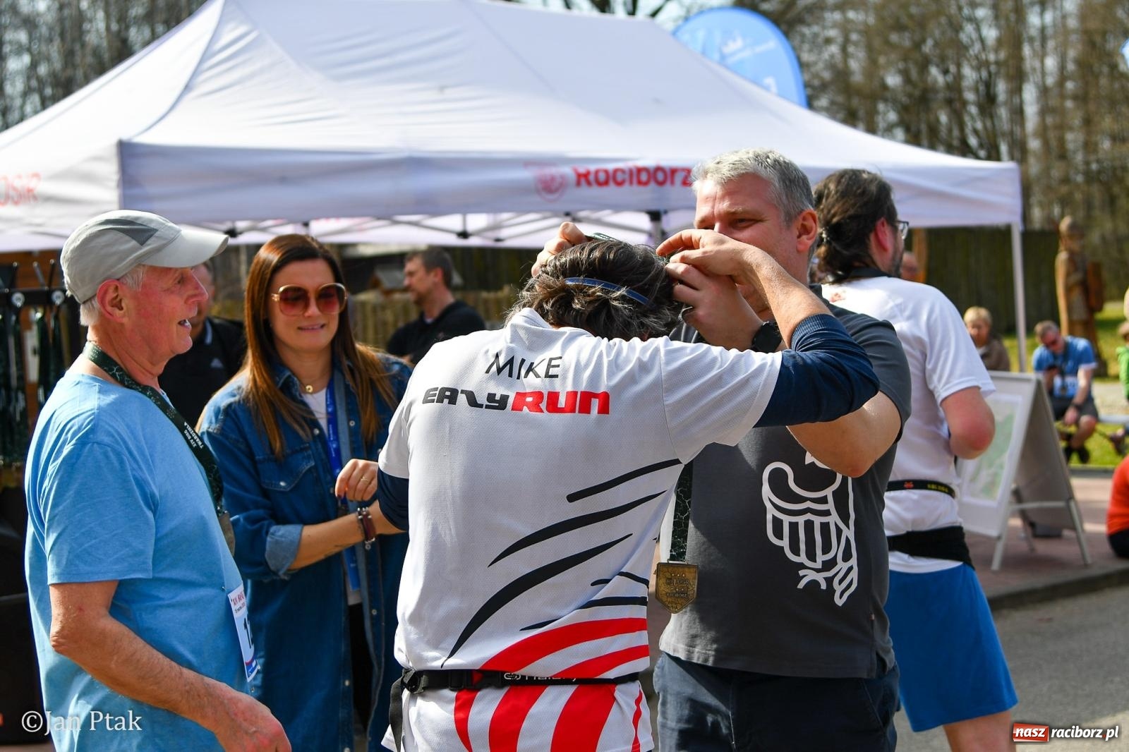 Zdjęcie w galerii na portalu naszraciborz.pl: Mateusz Wolnik zwycięzcą XIV Biegu Twardziela w Raciborzu wiadomości z regionu