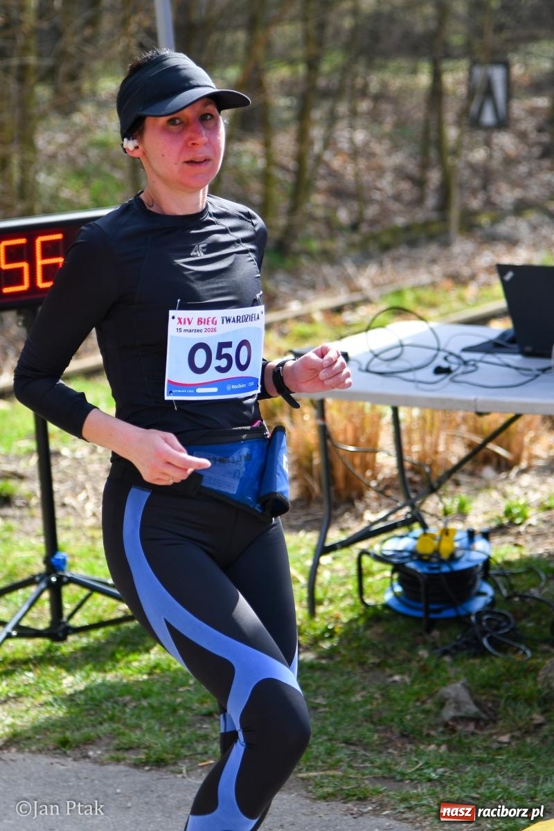 Zdjęcie w galerii na portalu naszraciborz.pl: Mateusz Wolnik zwycięzcą XIV Biegu Twardziela w Raciborzu wiadomości z regionu