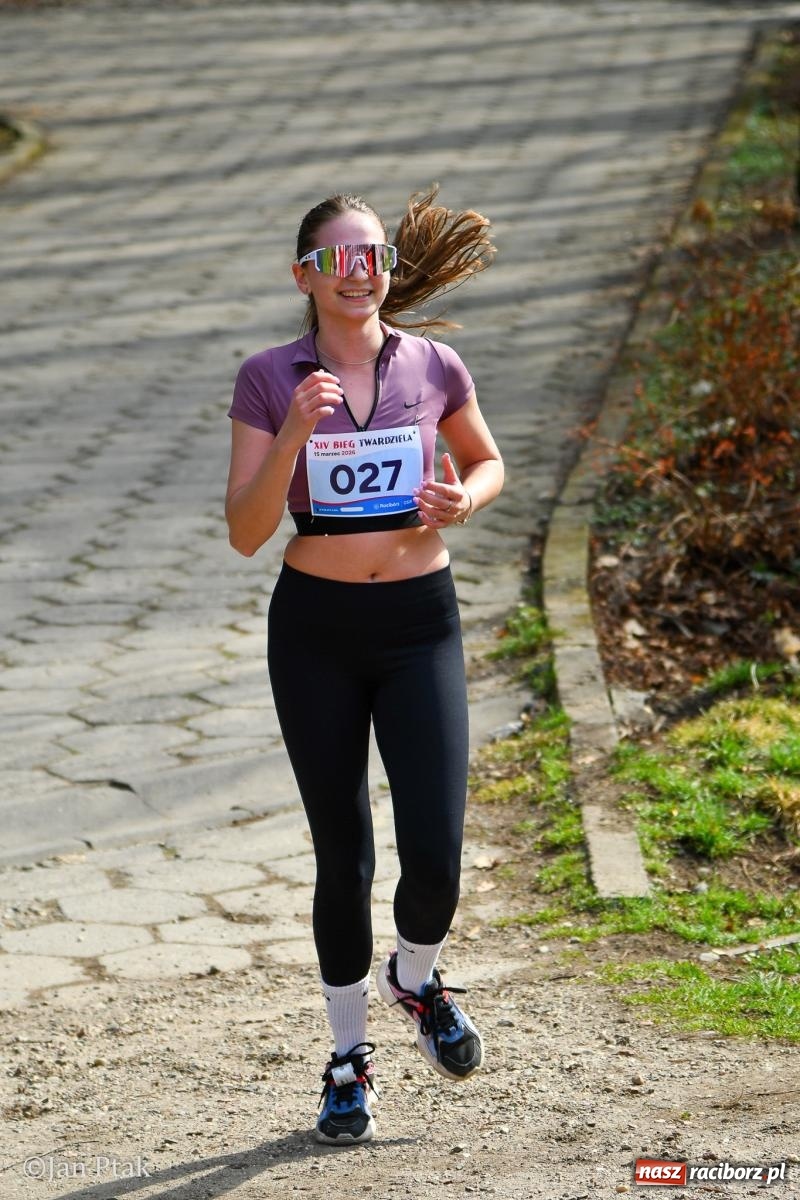 Zdjęcie w galerii na portalu naszraciborz.pl: Mateusz Wolnik zwycięzcą XIV Biegu Twardziela w Raciborzu wiadomości z regionu