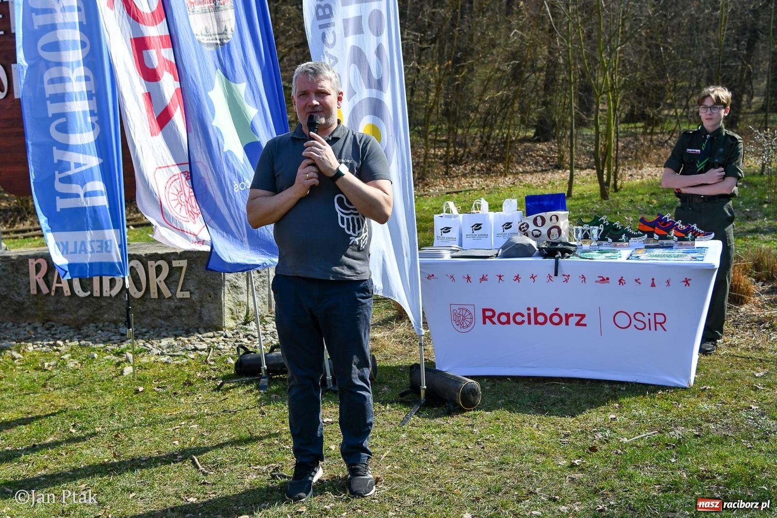 Zdjęcie w galerii na portalu naszraciborz.pl: Mateusz Wolnik zwycięzcą XIV Biegu Twardziela w Raciborzu wiadomości z regionu