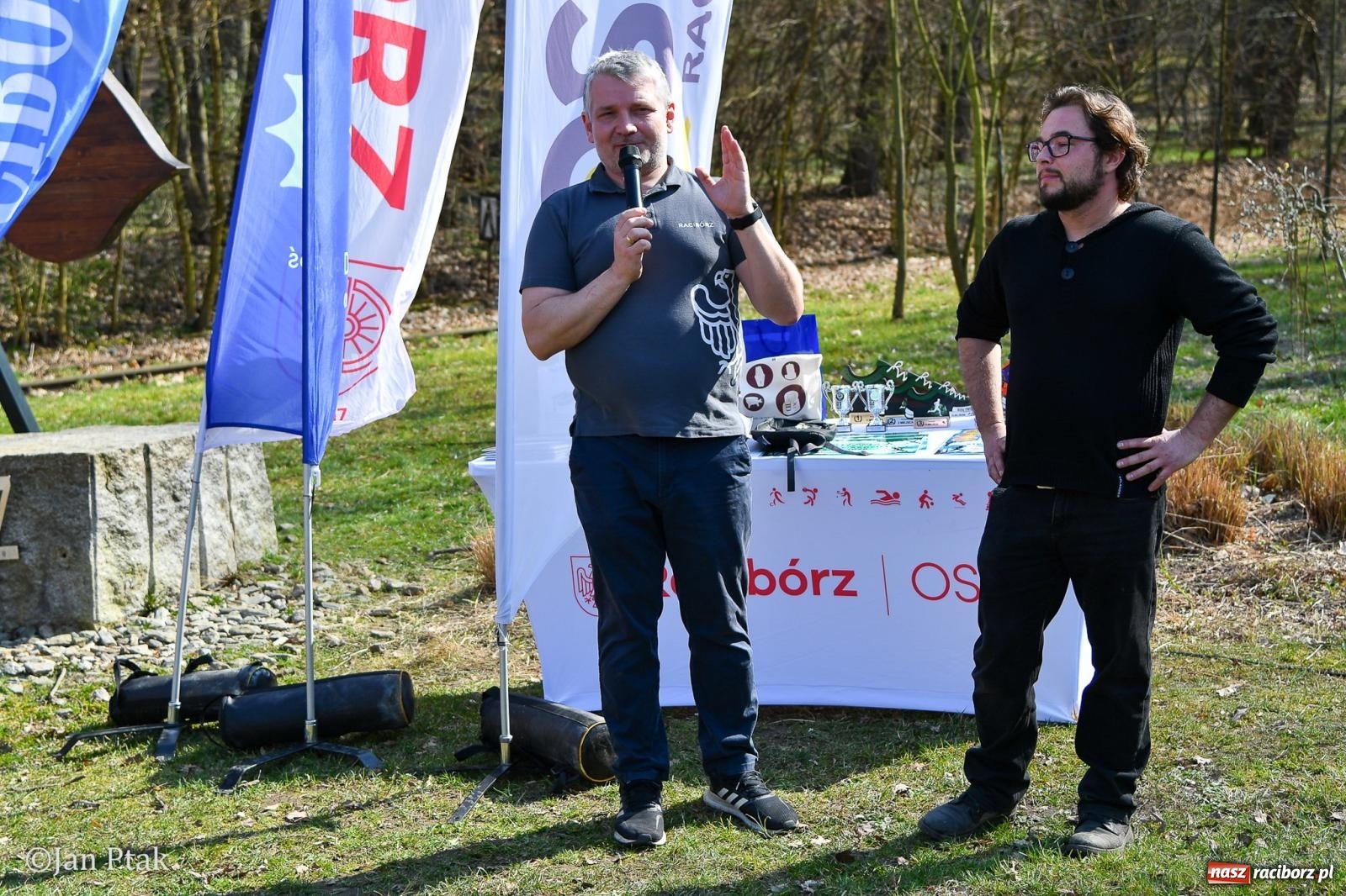 Zdjęcie w galerii na portalu naszraciborz.pl: Mateusz Wolnik zwycięzcą XIV Biegu Twardziela w Raciborzu wiadomości z regionu