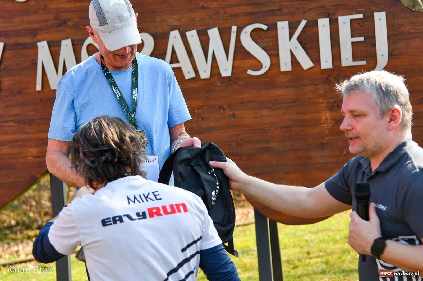 Zdjęcie w galerii na portalu naszraciborz.pl: Mateusz Wolnik zwycięzcą XIV Biegu Twardziela w Raciborzu wiadomości z regionu