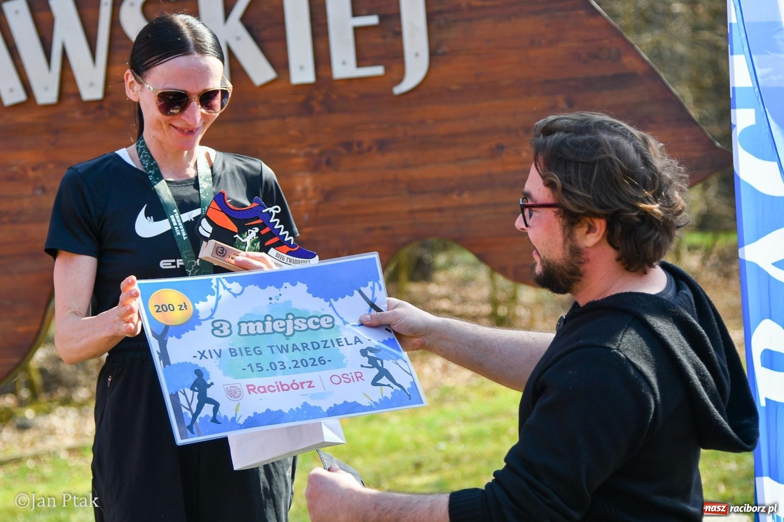 Zdjęcie w galerii na portalu naszraciborz.pl: Mateusz Wolnik zwycięzcą XIV Biegu Twardziela w Raciborzu wiadomości z regionu