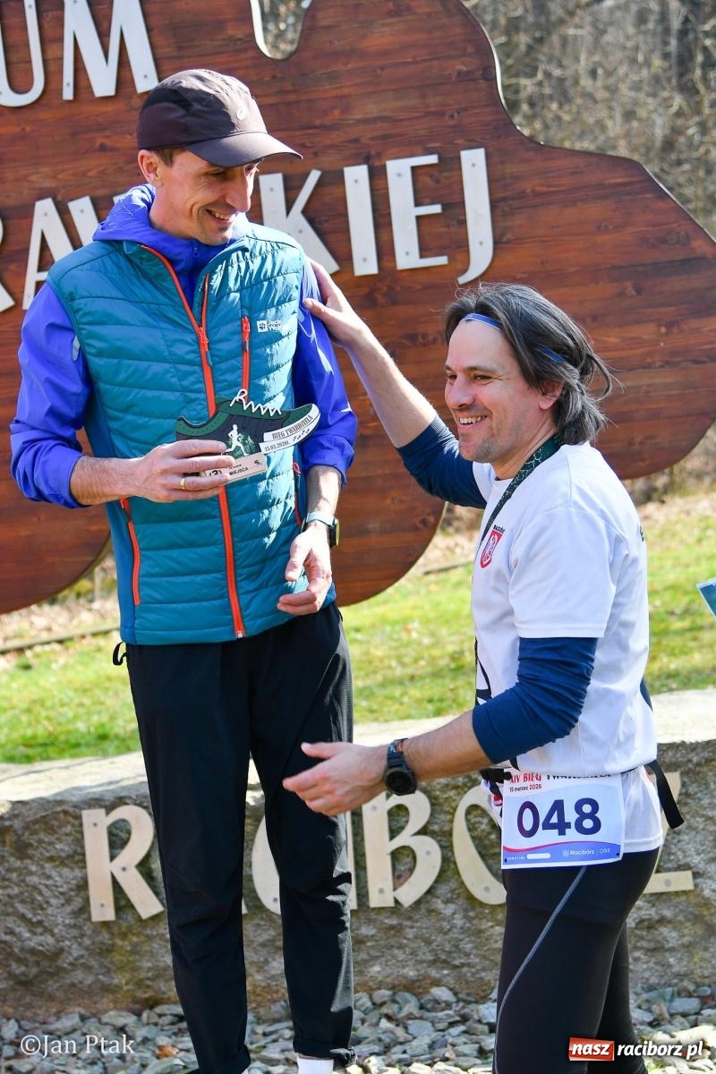 Zdjęcie w galerii na portalu naszraciborz.pl: Mateusz Wolnik zwycięzcą XIV Biegu Twardziela w Raciborzu wiadomości z regionu