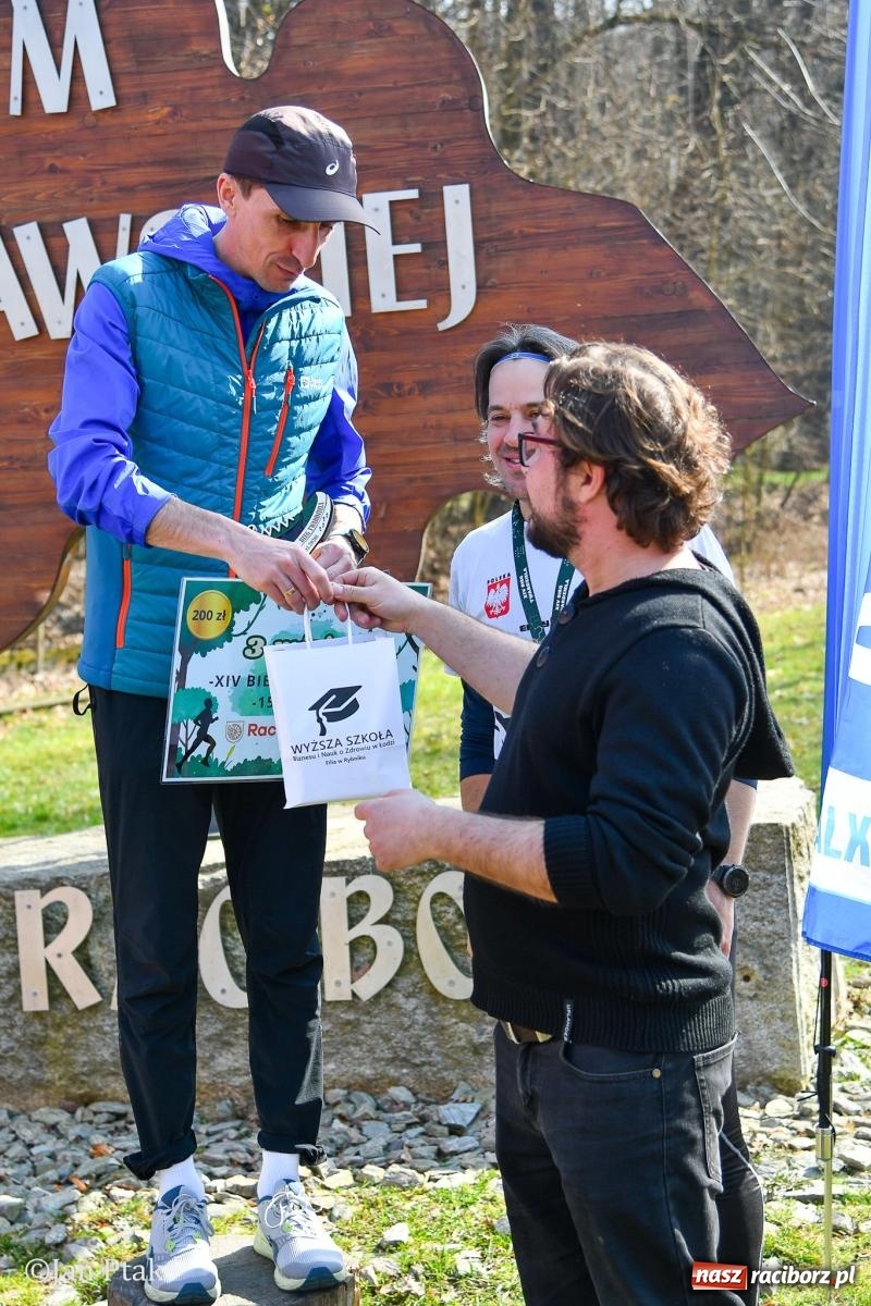 Zdjęcie w galerii na portalu naszraciborz.pl: Mateusz Wolnik zwycięzcą XIV Biegu Twardziela w Raciborzu wiadomości z regionu