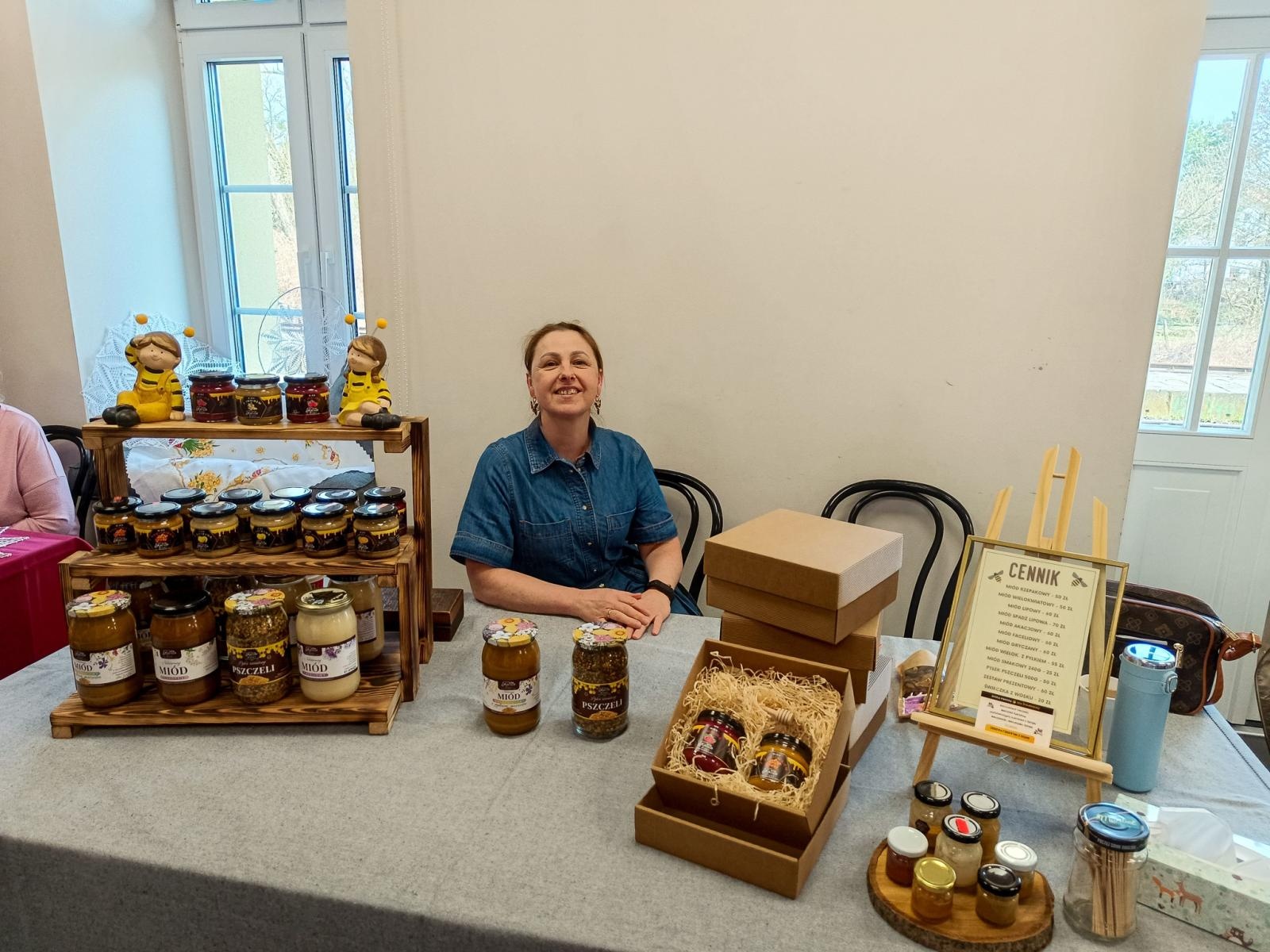 Zdjęcie w galerii na portalu naszraciborz.pl: Wielkanocny Zlot Rzemieślników w Pietrowicach Wielkich trwa do godziny 17:00 wiadomości z regionu