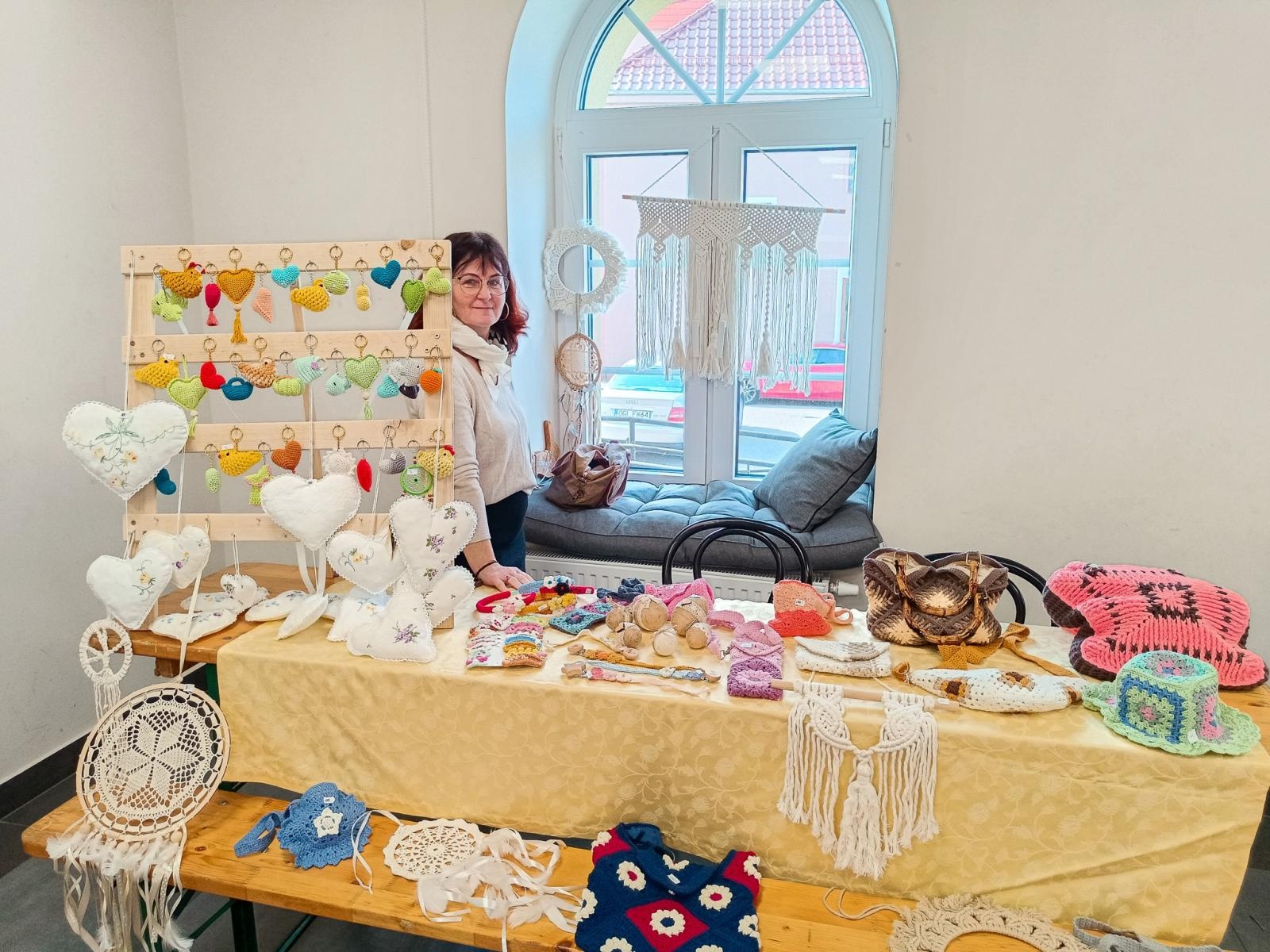 Zdjęcie w galerii na portalu naszraciborz.pl: Wielkanocny Zlot Rzemieślników w Pietrowicach Wielkich trwa do godziny 17:00 wiadomości z regionu