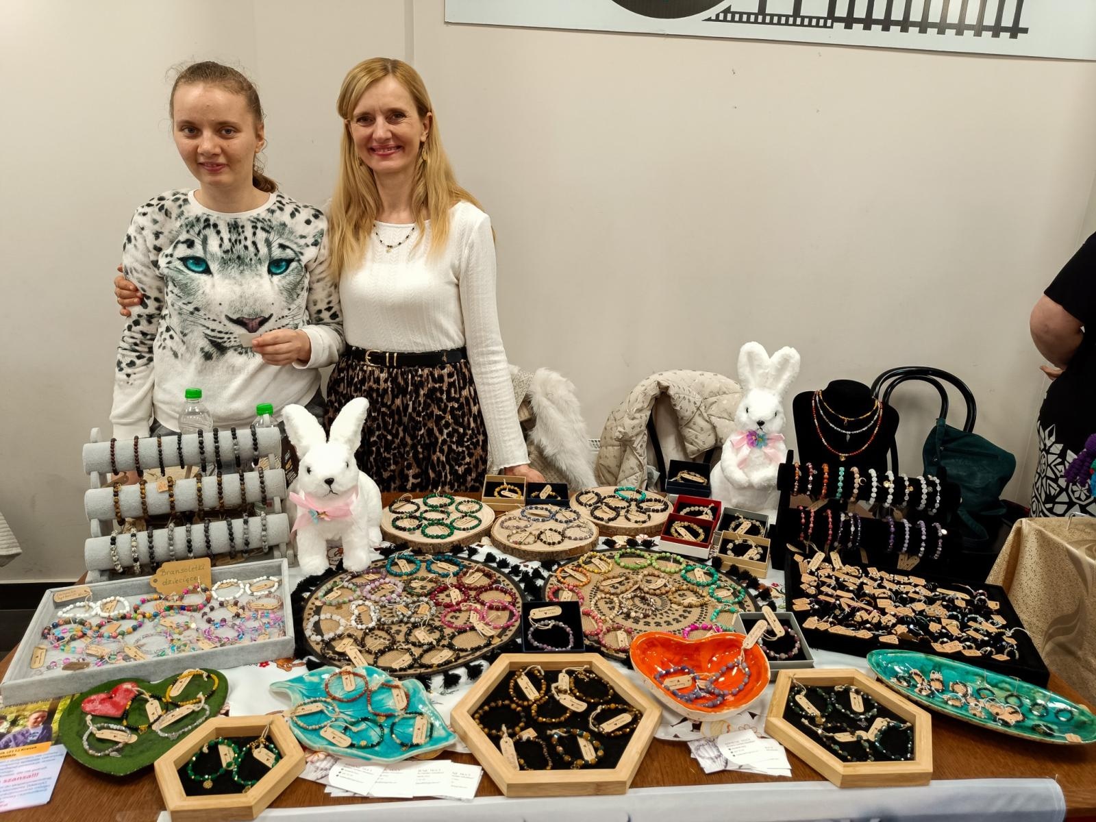 Zdjęcie w galerii na portalu naszraciborz.pl: Wielkanocny Zlot Rzemieślników w Pietrowicach Wielkich trwa do godziny 17:00 wiadomości z regionu