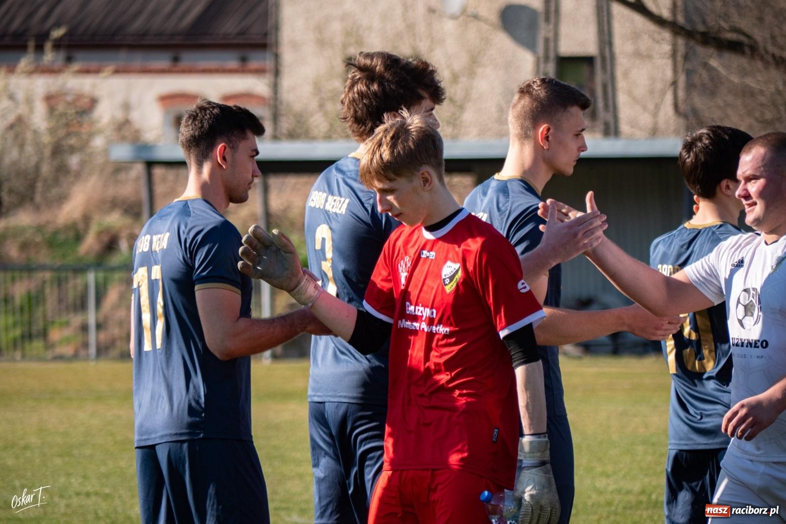 Zdjęcie w galerii na portalu naszraciborz.pl: Decydująca końcówka w Nędzy. Tobiasz Wodecki bohaterem Silesii [FOTO] wiadomości z regionu