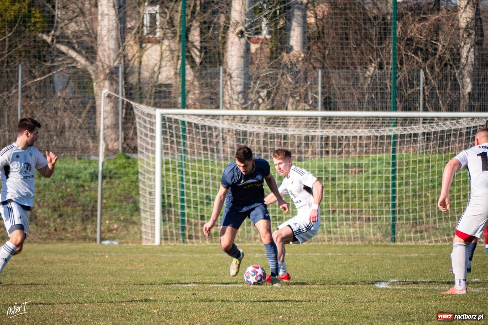 Zdjęcie w galerii na portalu naszraciborz.pl: Decydująca końcówka w Nędzy. Tobiasz Wodecki bohaterem Silesii [FOTO] wiadomości z regionu
